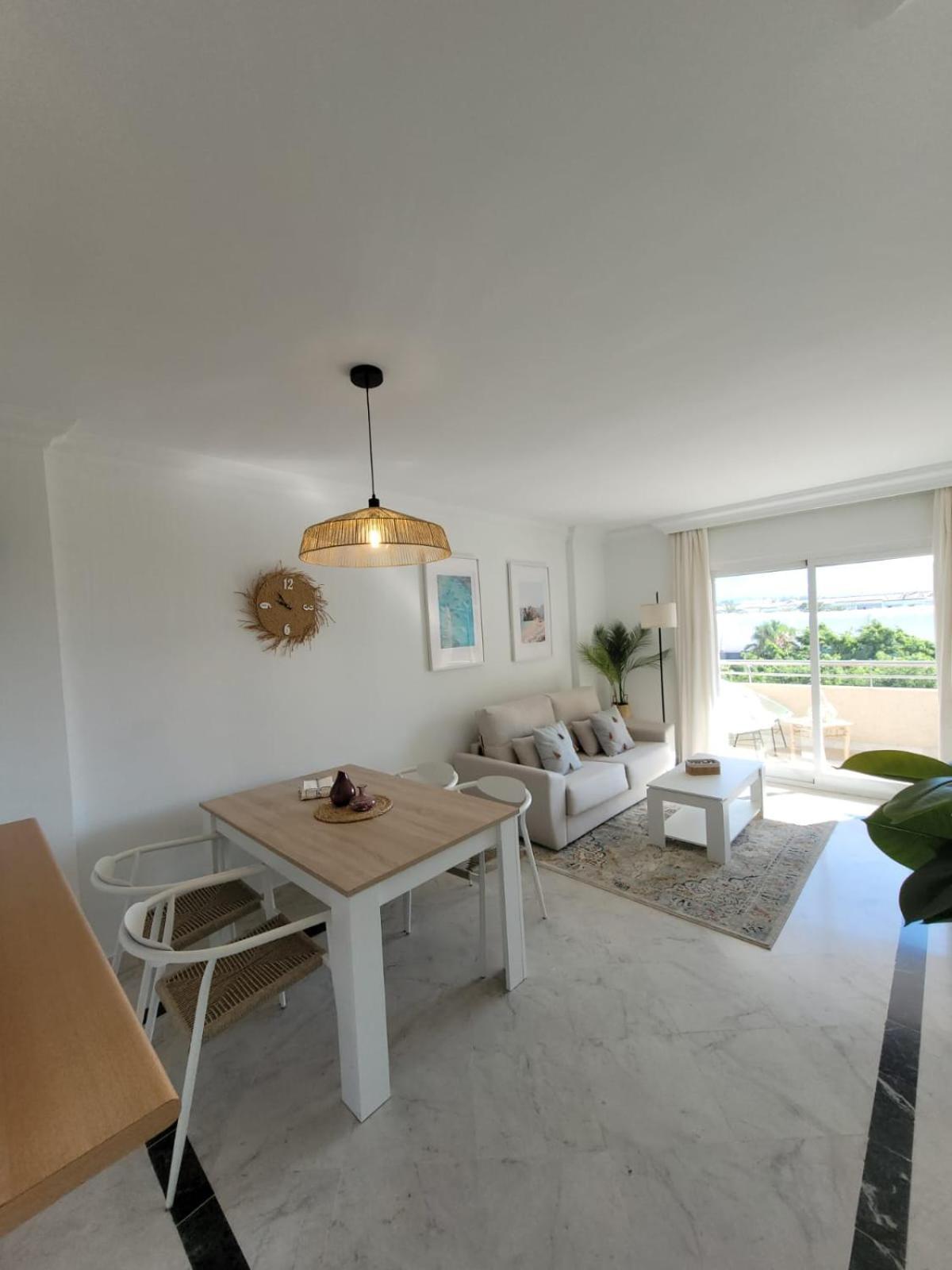 Marina Banus With Amazing Views Appartement